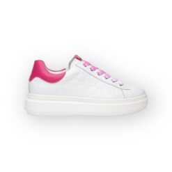 Nero Giardini white sneaker with pink laces